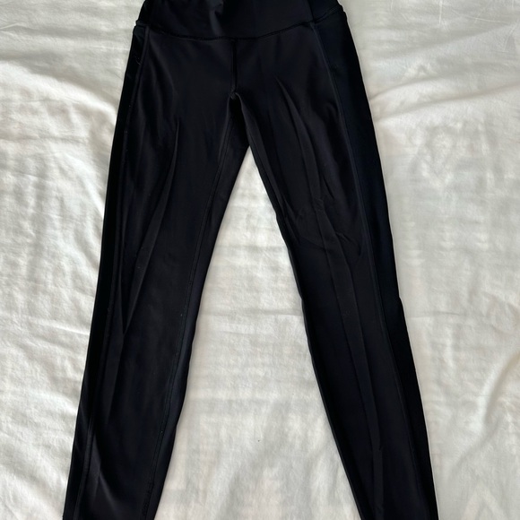 Lululemon wunder under high rise right -  rib 28 inch inseam - size 8 - Picture 3 of 8